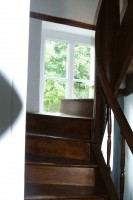 /album/l%27escalier-du-deuxi%c3%a8me-etage-laisse-decouvrir-le-coin-bureau-et-l%27acc%c3%a8s-%c3%a0-deux-grandes-chambres-/p1030232-jpg/